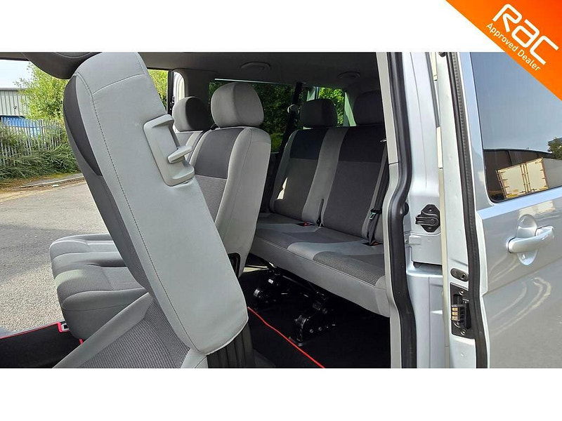 Volkswagen Transporter Shuttle 2.0 TD T30 SE DSG L3 H1 4dr 4dr Automatic 2025