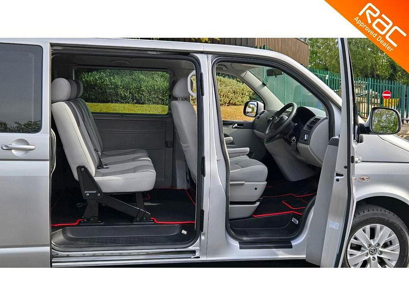 Volkswagen Transporter Shuttle 2.0 TD T30 SE DSG L3 H1 4dr 4dr Automatic 2025