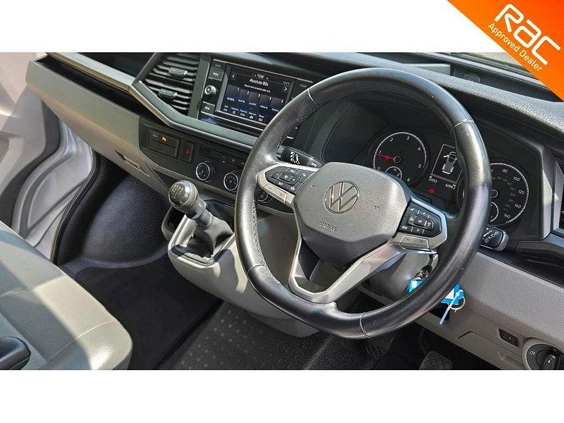 Volkswagen Transporter Shuttle 2.0 TDI SE LWB Euro 6 (s/s) 5dr 5dr Manual 2025