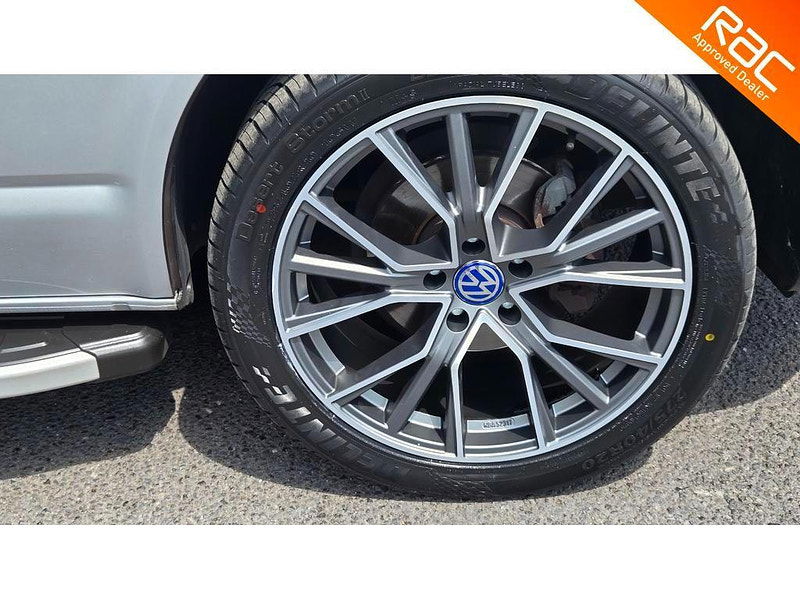 Volkswagen Transporter Shuttle 2.0 TDI SE LWB Euro 6 (s/s) 5dr 5dr Manual 2025