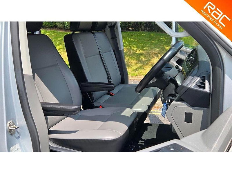 Volkswagen Transporter Shuttle 2.0 TDI SE LWB Euro 6 (s/s) 5dr 5dr Manual 2025