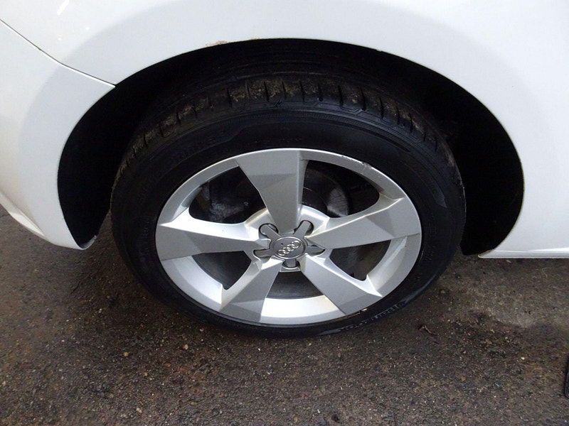 Audi A1 1.4 TFSI Sport Euro 6 (s/s) 3dr (Nav) 3dr Manual 2026