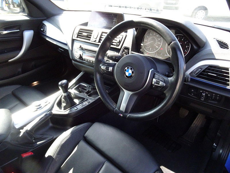 BMW 2 Series 2.0 220i M Sport Euro 6 (s/s) 2dr 2dr Manual 2025