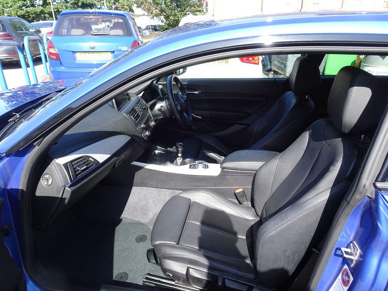 BMW 2 Series 2.0 220i M Sport Euro 6 (s/s) 2dr 2dr Manual 2025