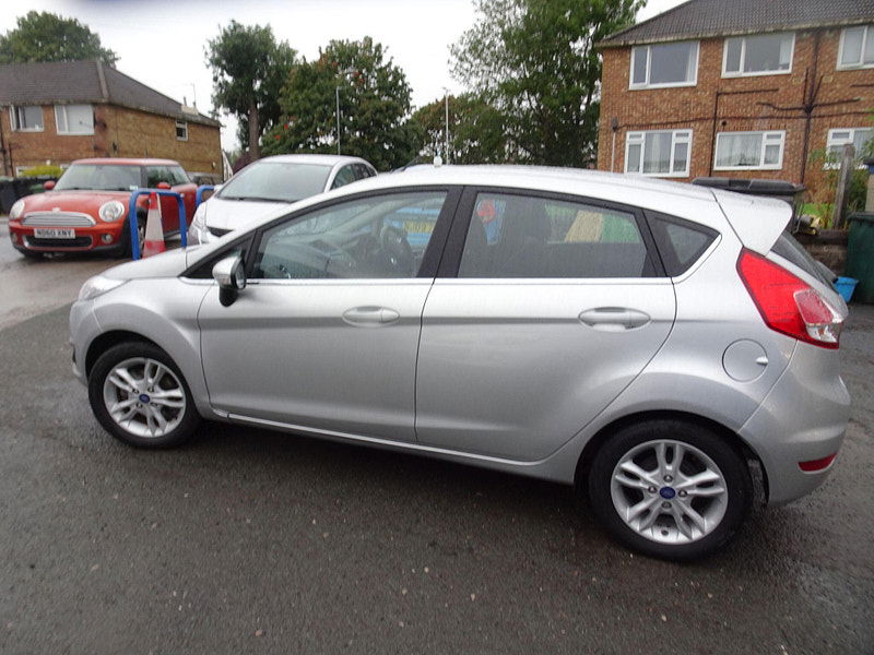 Ford Fiesta 1.25 Zetec Euro 5 5dr 5dr Manual 2025