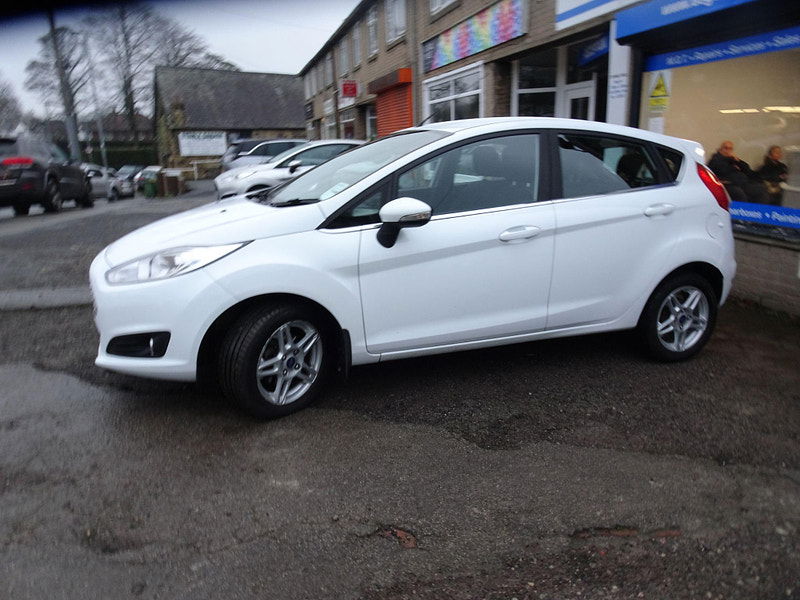 Ford Fiesta 1.6 Zetec Powershift Euro 5 5dr 5dr Automatic 2024