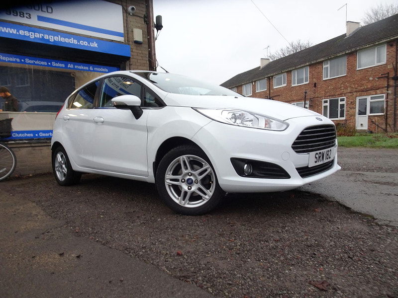 Ford Fiesta 1.6 Zetec Powershift Euro 5 5dr 5dr Automatic 2024