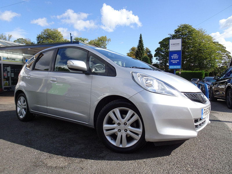 Honda Jazz 1.4 i-VTEC ES Plus Euro 5 5dr 5dr Manual 2025