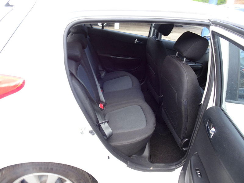 Hyundai I20 1.2 Active Euro 5 5dr 5dr Manual 2025