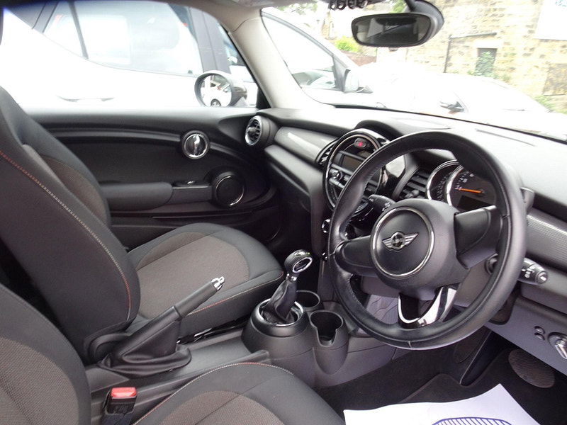 MINI Hatch 1.2 One Auto Euro 6 (s/s) 3dr 3dr Automatic 2025