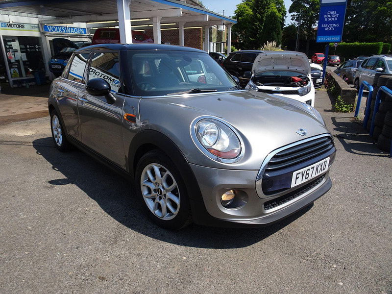 MINI Hatch 1.5 Cooper Auto Euro 6 (s/s) 5dr 5dr Automatic 2025