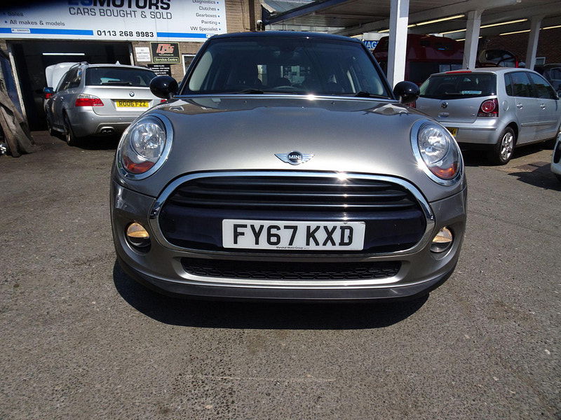 MINI Hatch 1.5 Cooper Auto Euro 6 (s/s) 5dr 5dr Automatic 2025