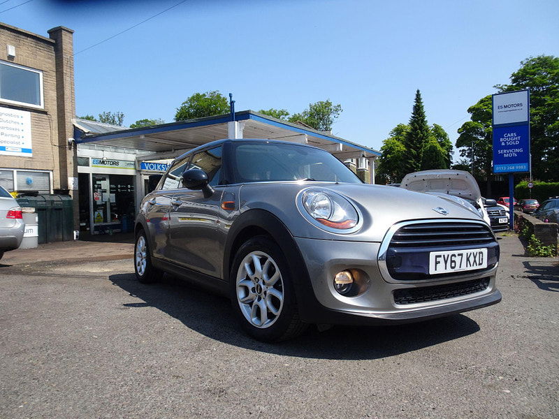 MINI Hatch 1.5 Cooper Auto Euro 6 (s/s) 5dr 5dr Automatic 2025