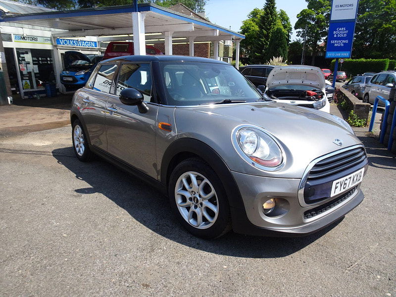 MINI Hatch 1.5 Cooper Auto Euro 6 (s/s) 5dr 5dr Automatic 2025