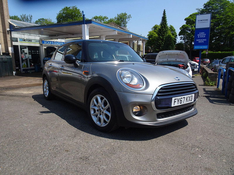 MINI Hatch 1.5 Cooper Auto Euro 6 (s/s) 5dr 5dr Automatic 2025