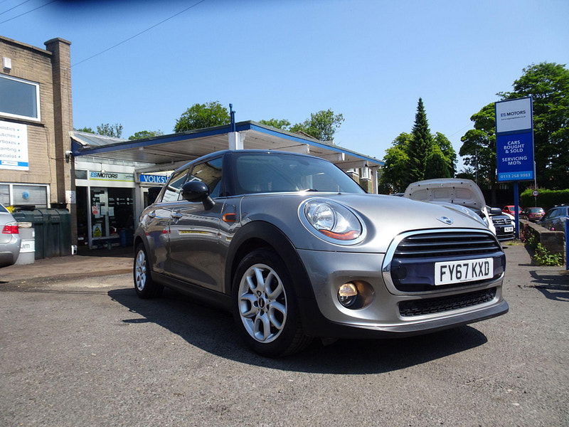 MINI Hatch 1.5 Cooper Auto Euro 6 (s/s) 5dr 5dr Automatic 2025