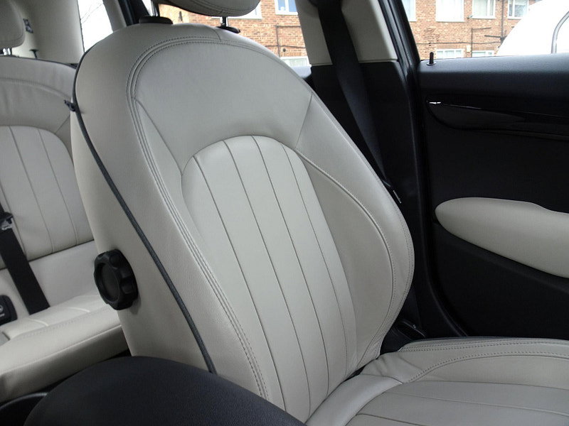 MINI Hatch 2.0 Cooper S Auto Euro 6 (s/s) 5dr 5dr Automatic 2026