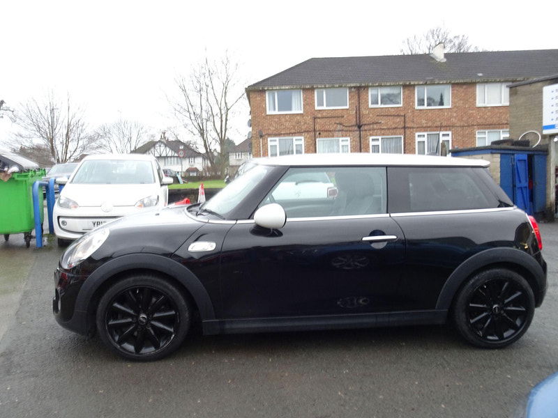 MINI Hatch 2.0 Cooper S Euro 6 (s/s) 3dr 3dr Manual 2025