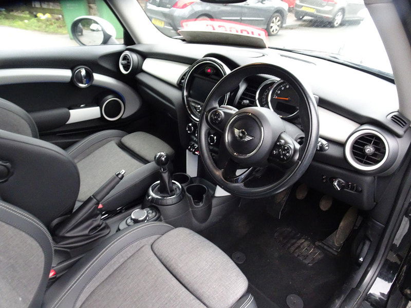 MINI Hatch 2.0 Cooper S Euro 6 (s/s) 3dr 3dr Manual 2025