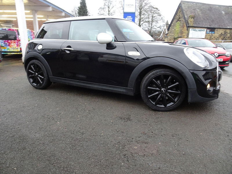 MINI Hatch 2.0 Cooper S Euro 6 (s/s) 3dr 3dr Manual 2025