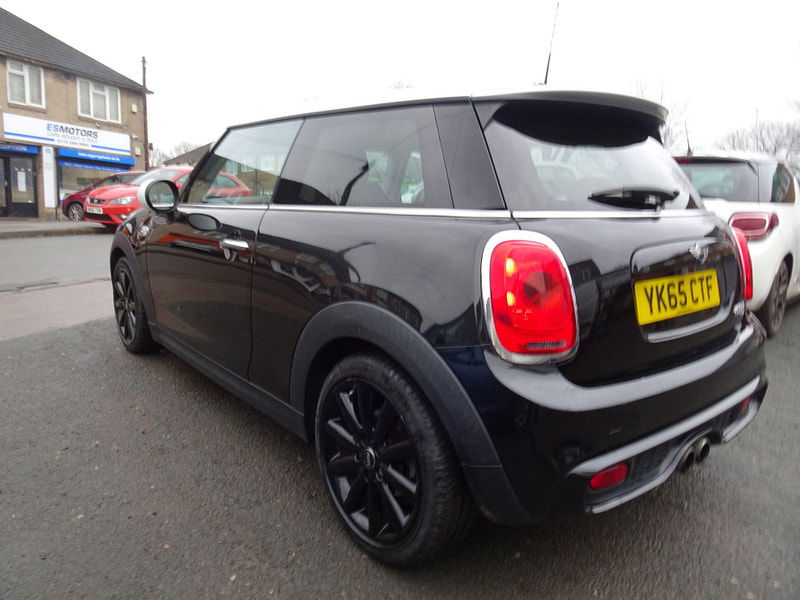 MINI Hatch 2.0 Cooper S Euro 6 (s/s) 3dr 3dr Manual 2025