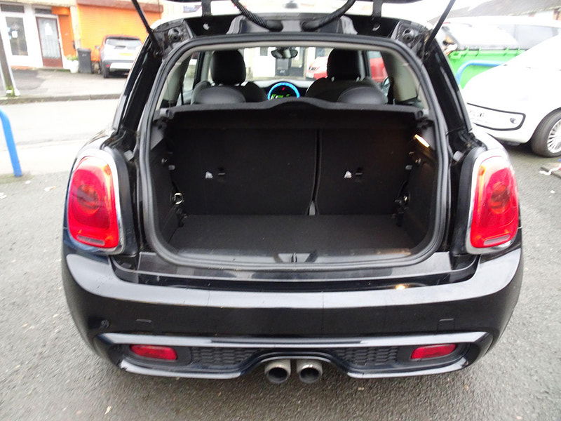 MINI Hatch 2.0 Cooper S Euro 6 (s/s) 3dr 3dr Manual 2025