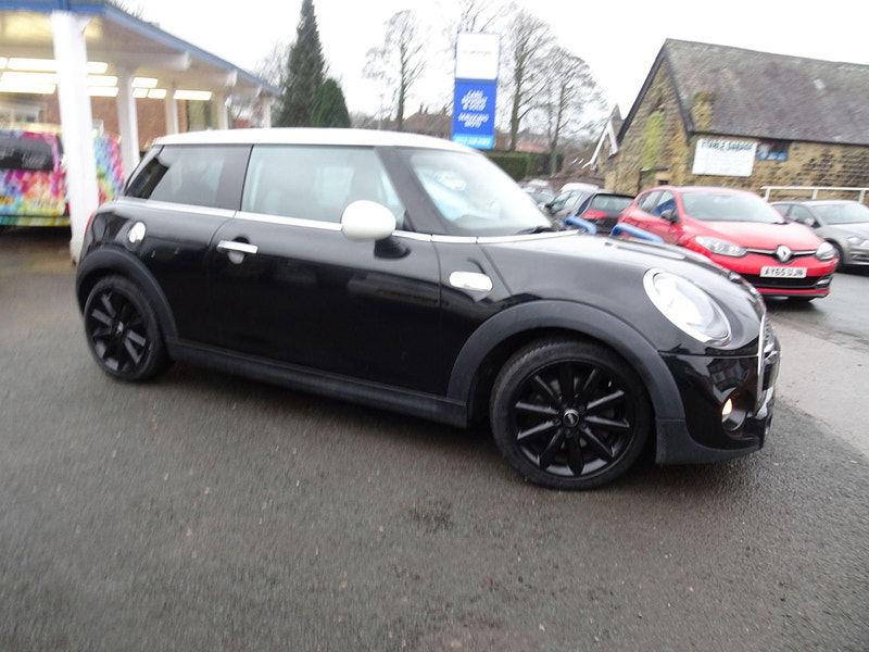 MINI Hatch 2.0 Cooper S Euro 6 (s/s) 3dr 3dr Manual 2025