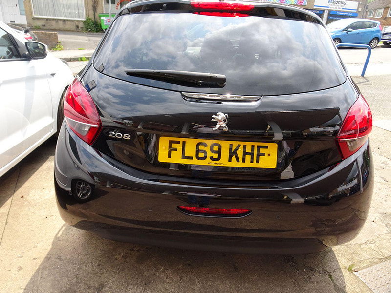 Peugeot 208 1.2 PureTech Signature Euro 6 (s/s) 5dr 5dr Manual 2025