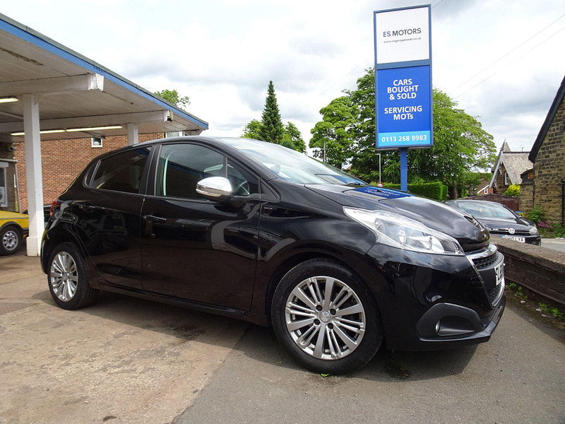 Peugeot 208 1.2 PureTech Signature Euro 6 (s/s) 5dr 5dr Manual 2025