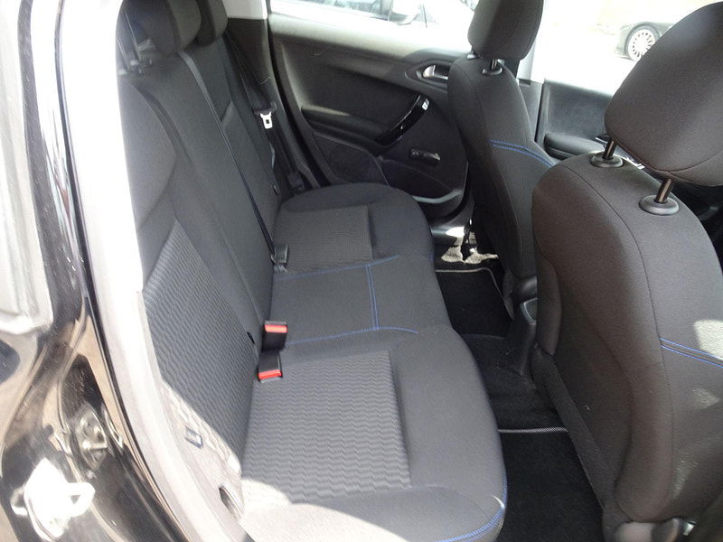 Peugeot 208 1.2 PureTech Signature Euro 6 (s/s) 5dr 5dr Manual 2025