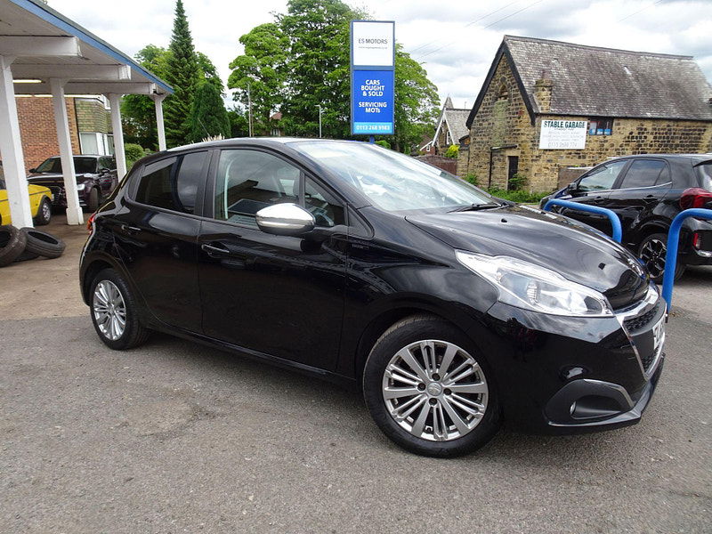 Peugeot 208 1.2 PureTech Signature Euro 6 (s/s) 5dr 5dr Manual 2025