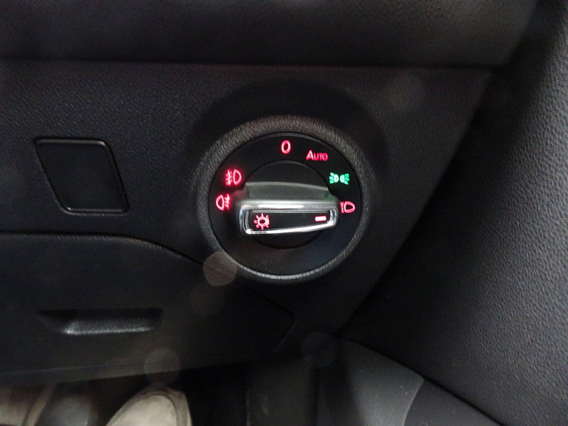 Seat Leon 1.4 EcoTSI FR Sport Tourer Euro 6 (s/s) 5dr 5dr Manual 2026