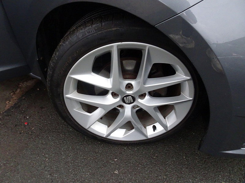 Seat Leon 1.4 EcoTSI FR Sport Tourer Euro 6 (s/s) 5dr 5dr Manual 2026