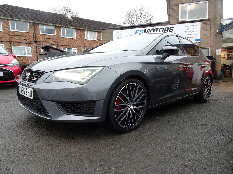 Seat Leon 2.0 TSI Cupra 290 Black Euro 6 (s/s) 5dr 5dr Manual 2025