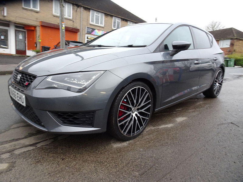 Seat Leon 2.0 TSI Cupra 290 Black Euro 6 (s/s) 5dr 5dr Manual 2025