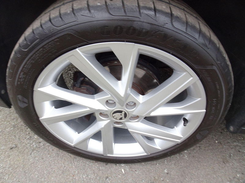 Skoda Kamiq 1.0 TSI SE L Executive DSG Euro 6 (s/s) 5dr 5dr Automatic 2026