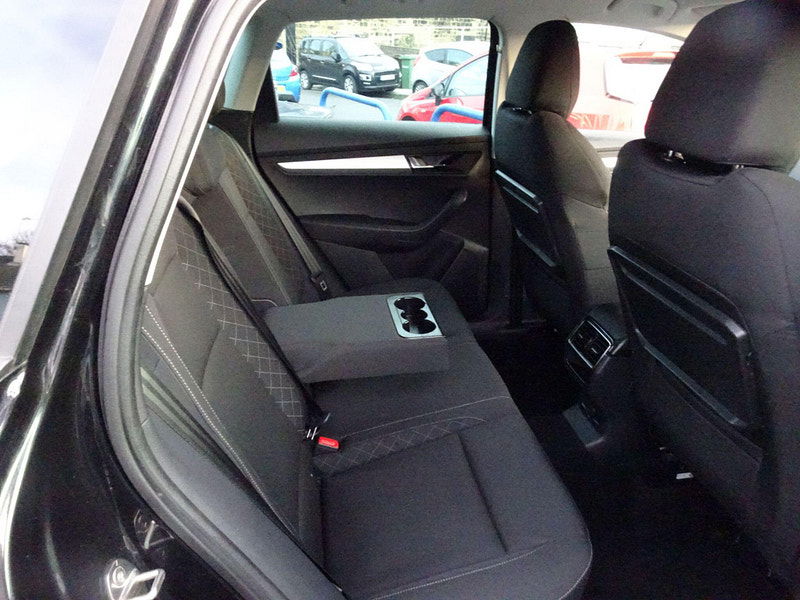 Skoda Karoq 1.6 TDI SE Technology DSG Euro 6 (s/s) 5dr 5dr Automatic 2025