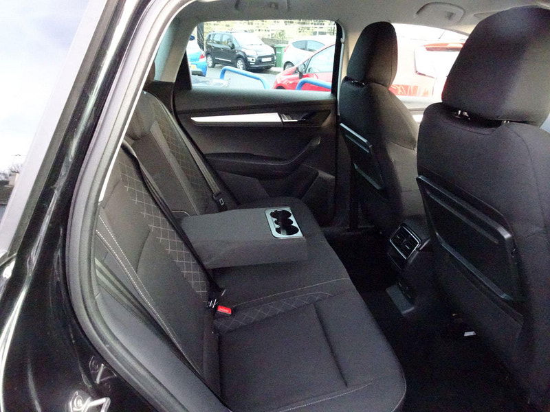 Skoda Karoq 1.6 TDI SE Technology DSG Euro 6 (s/s) 5dr 5dr Automatic 2025