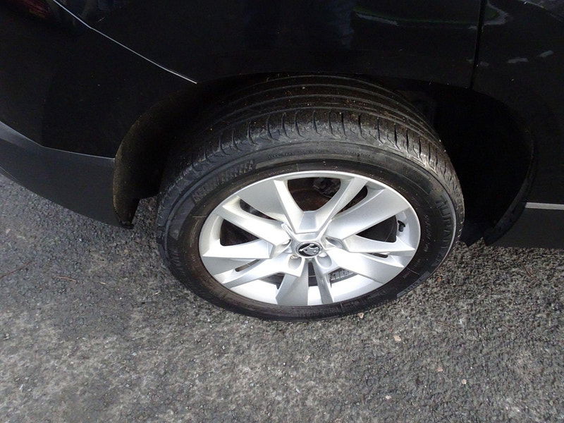 Skoda Karoq 1.6 TDI SE Technology DSG Euro 6 (s/s) 5dr 5dr Automatic 2025