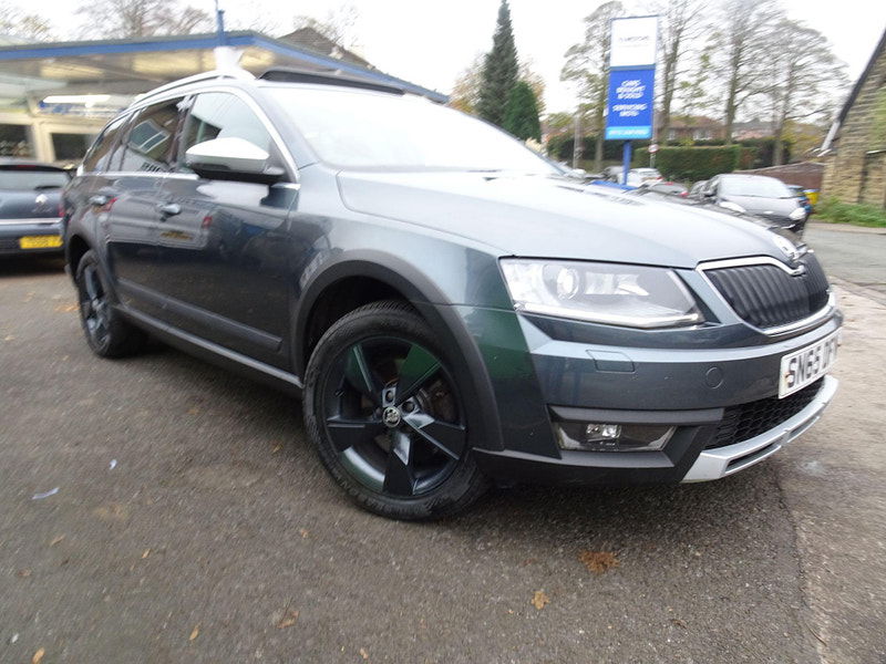 Skoda Octavia 2.0 TDI Scout DSG 4WD Euro 6 (s/s) 5dr 5dr Automatic 2024