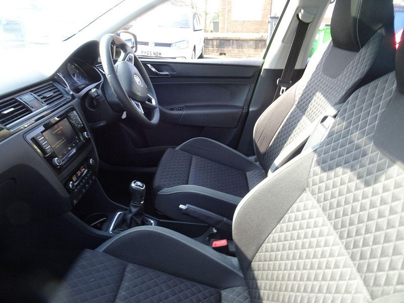 Skoda Rapid Spaceback 1.2 TSI SE Sport Euro 6 (s/s) 5dr 5dr Manual 2026