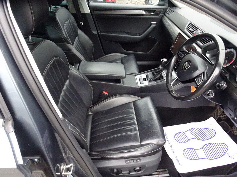 Skoda Superb 1.5 TSI ACT SE L Euro 6 (s/s) 5dr 5dr Manual 2025
