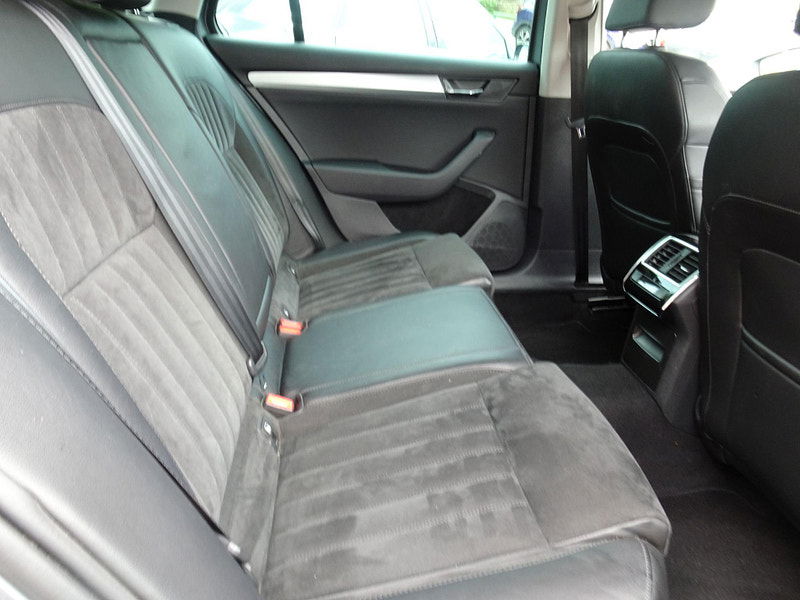 Skoda Superb 2.0 TDI SE Business Euro 6 (s/s) 5dr 5dr Manual 2025