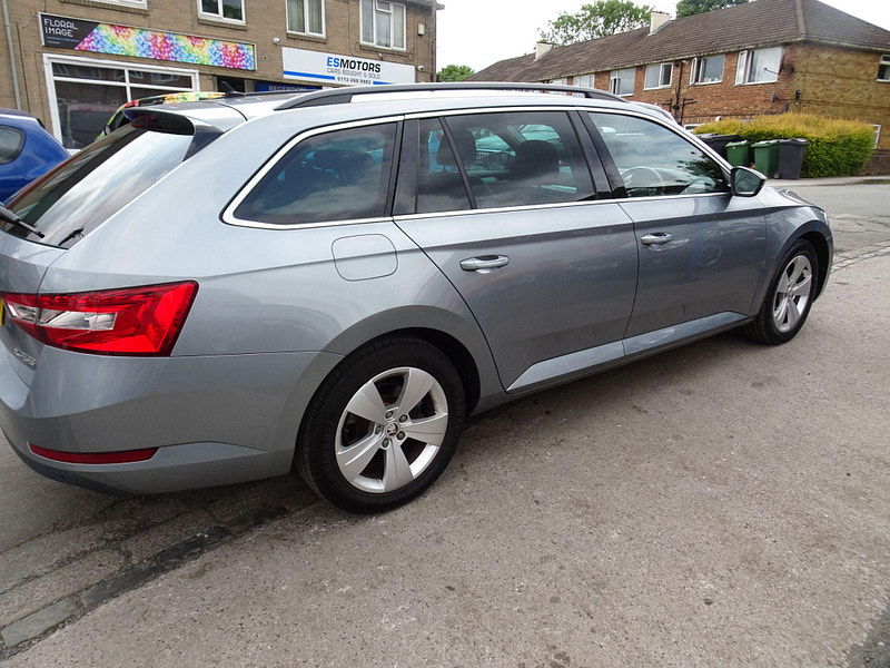 Skoda Superb 2.0 TDI SE Business Euro 6 (s/s) 5dr 5dr Manual 2025