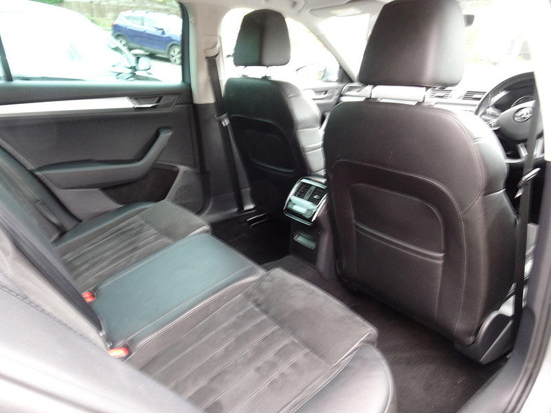 Skoda Superb 2.0 TDI SE Business Euro 6 (s/s) 5dr 5dr Manual 2025
