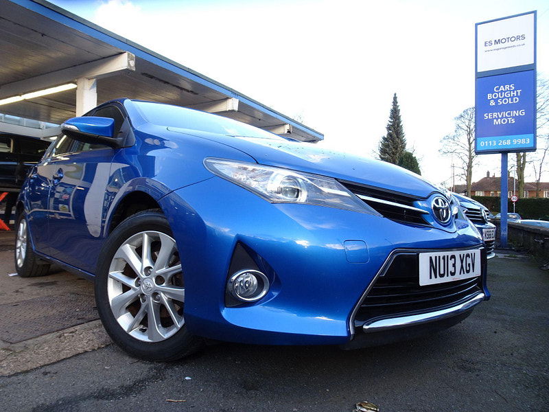 Toyota Auris 1.6 V-Matic Icon Euro 5 5dr 5dr Manual 2025