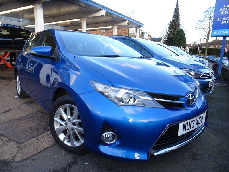 Toyota Auris 1.6 V-Matic Icon Euro 5 5dr 5dr Manual 2025