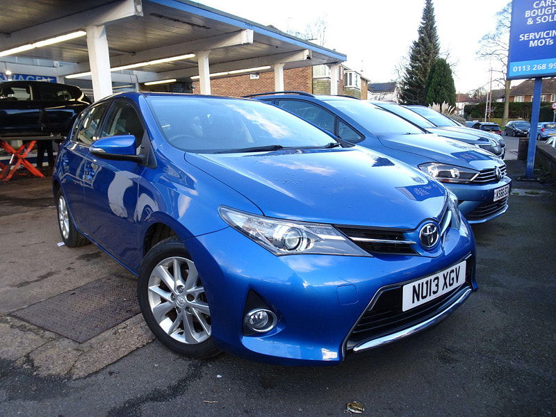 Toyota Auris 1.6 V-Matic Icon Euro 5 5dr 5dr Manual 2025