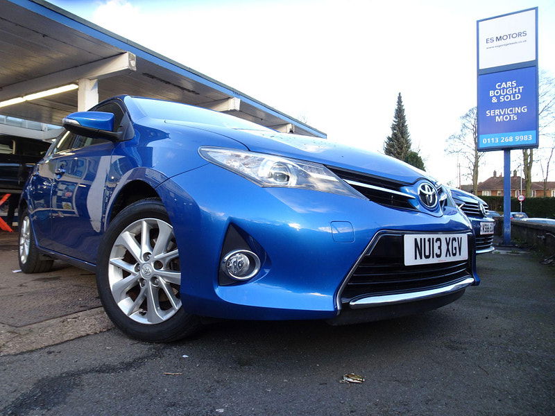 Toyota Auris 1.6 V-Matic Icon Euro 5 5dr 5dr Manual 2025