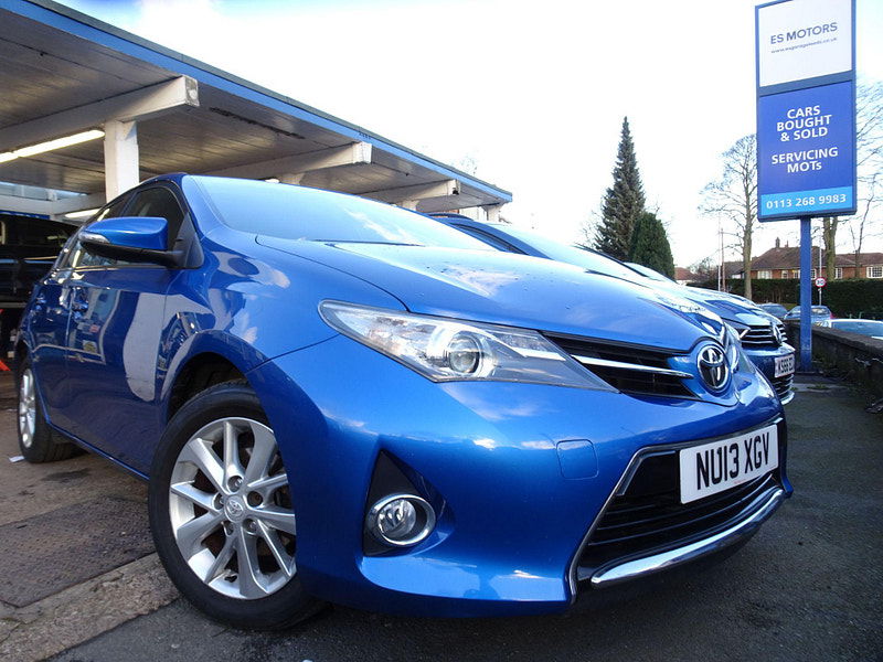 Toyota Auris 1.6 V-Matic Icon Euro 5 5dr 5dr Manual 2025